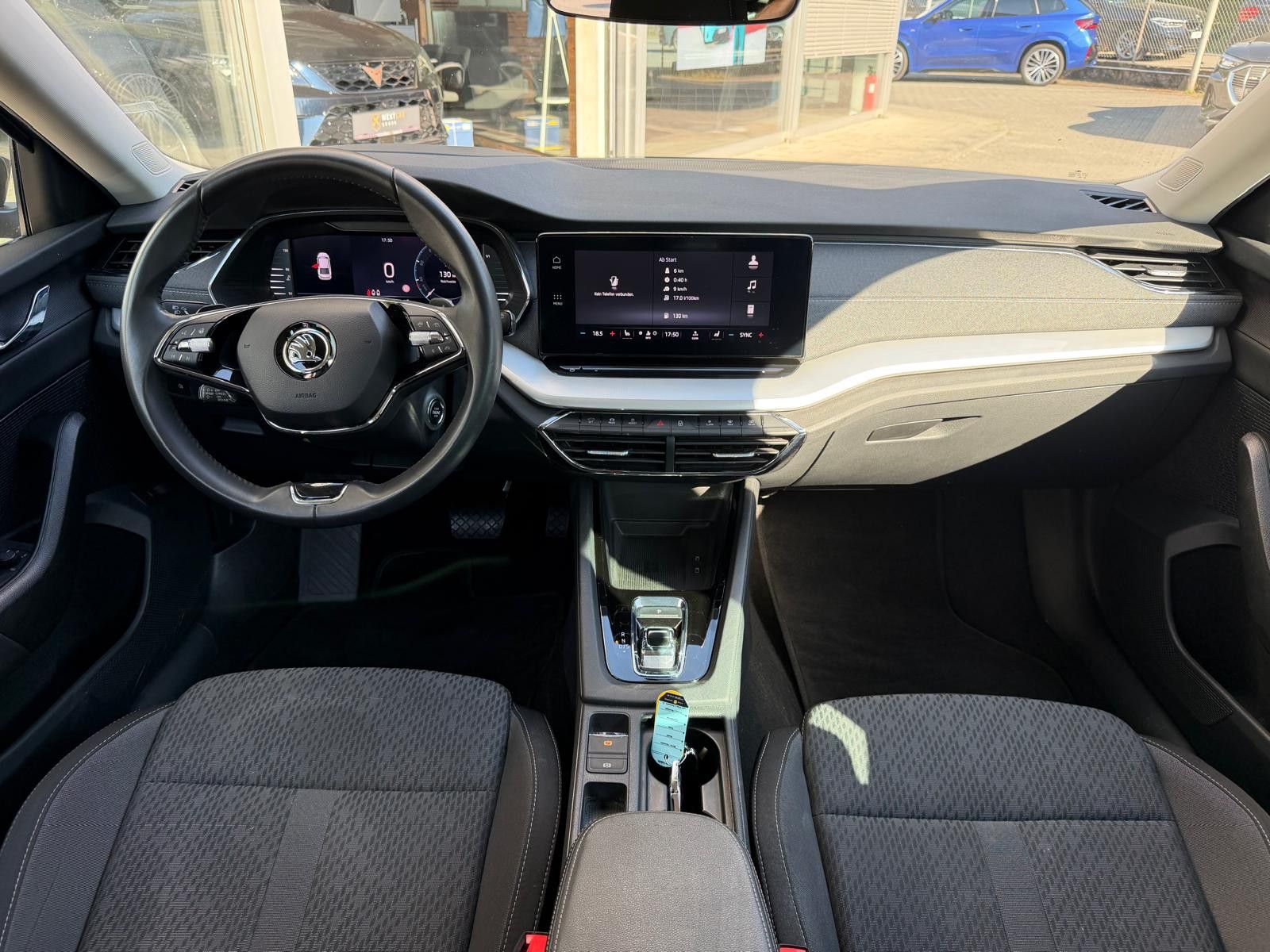 Fahrzeugabbildung SKODA Octavia 2.0TDI Style >VIRTU+HEAD+LED+SHZ+ACC+18"