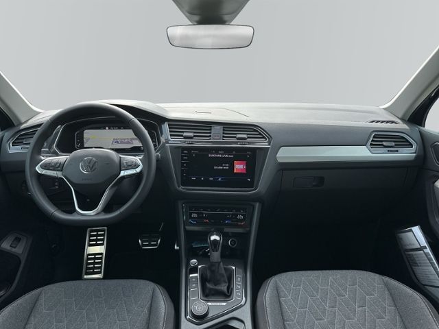 Tiguan 2.0 TDI DSG ALLRAD+STANHZ+AHK+RFK+HEAD-UP