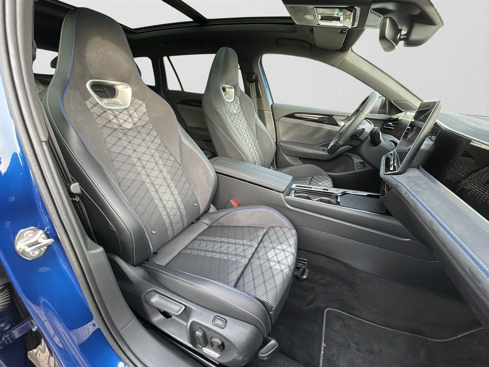 Volkswagen Passat Variant - Bild 5