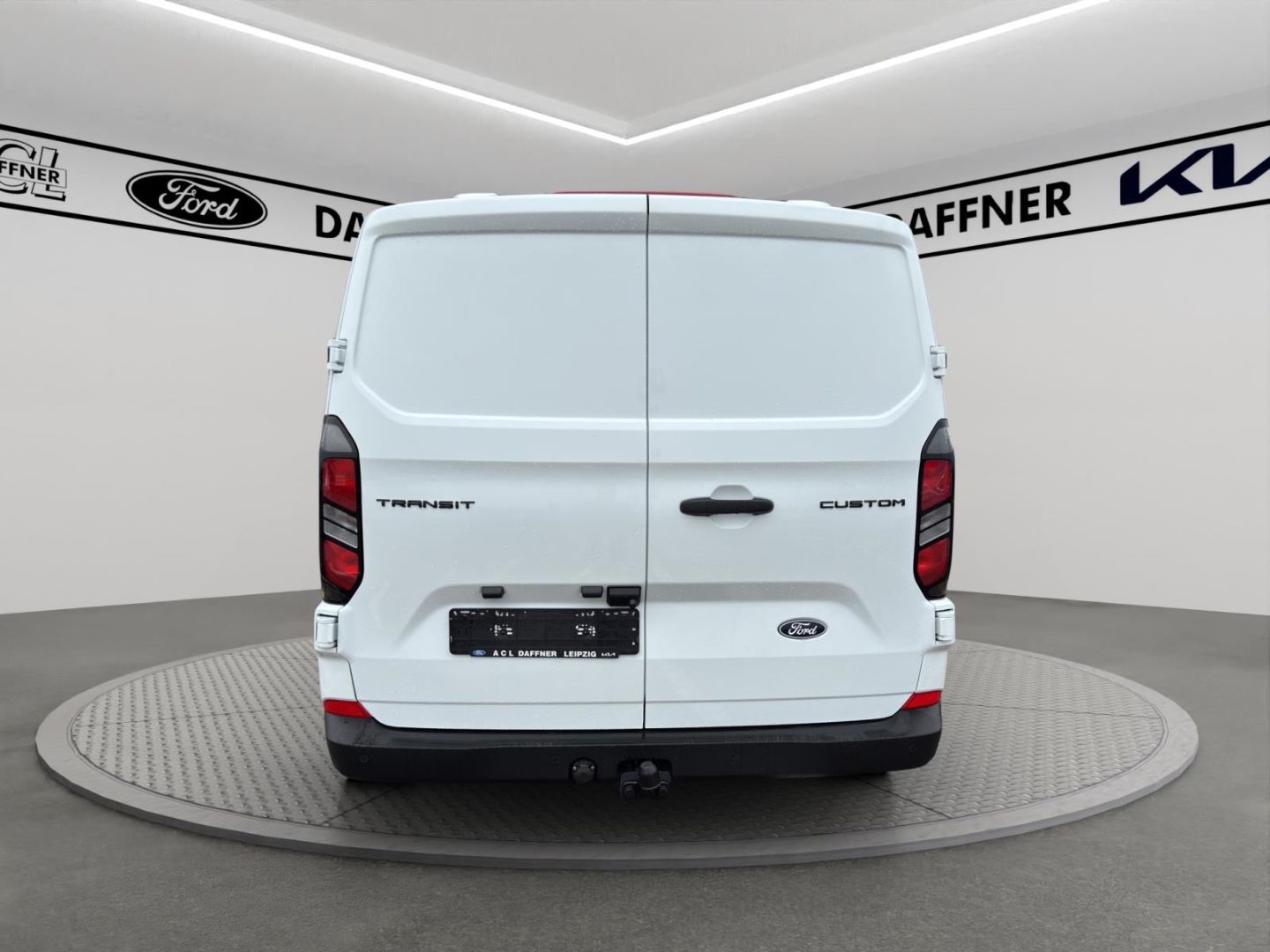 Fahrzeugabbildung Ford Transit Custom Kasten 320 L2 Trend LED, 6 Sitze,