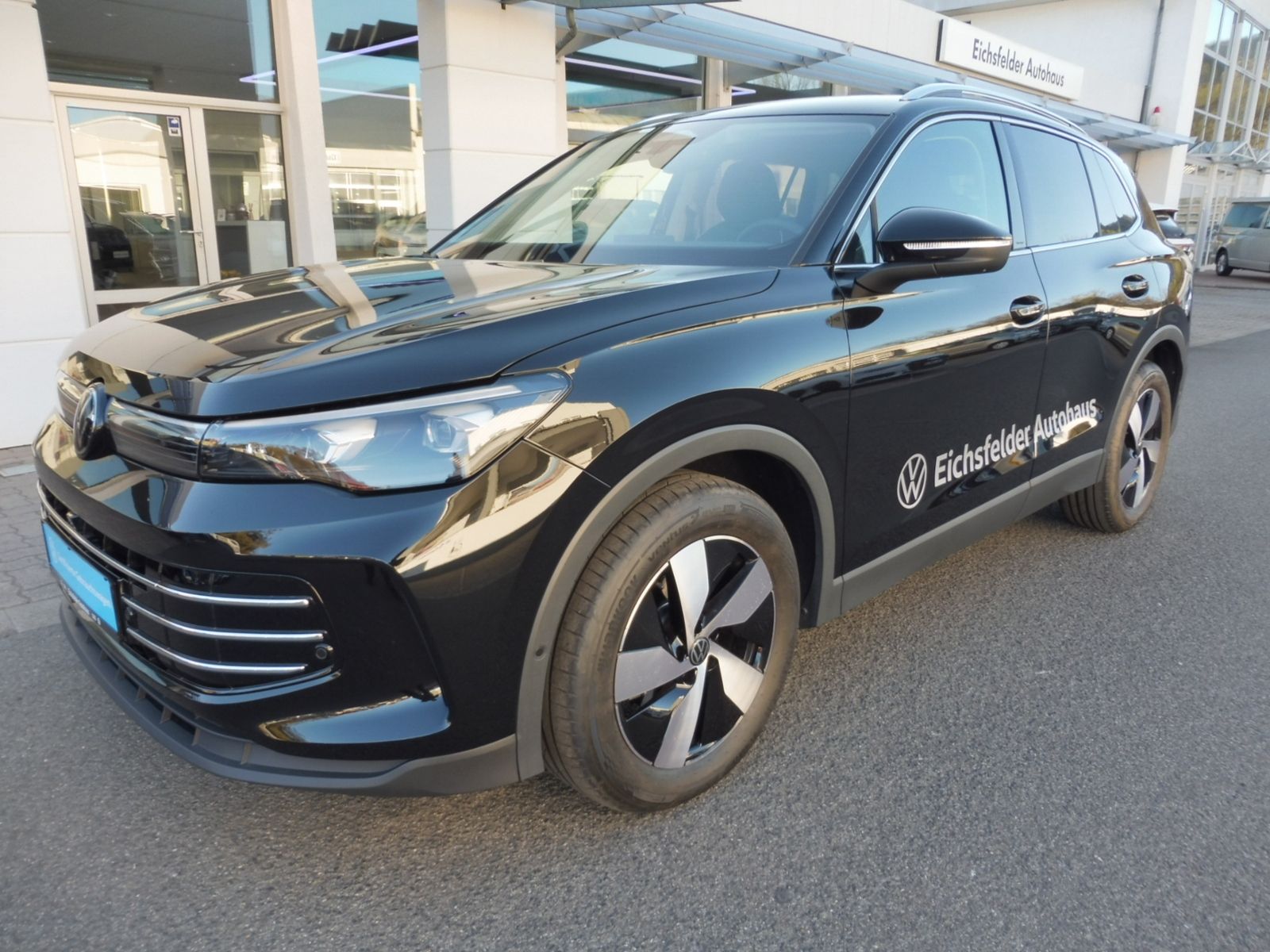 Volkswagen Tiguan Elegance 1,5 l eTSI 7-Gang-DSG foto 2