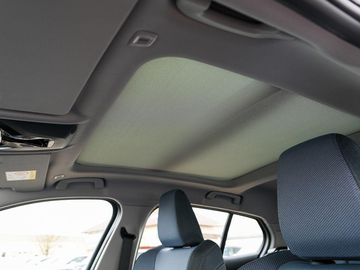 BMW 1 Series AHK Panoramadach Sportsitze Navi ParkAssist, миниатюра 9