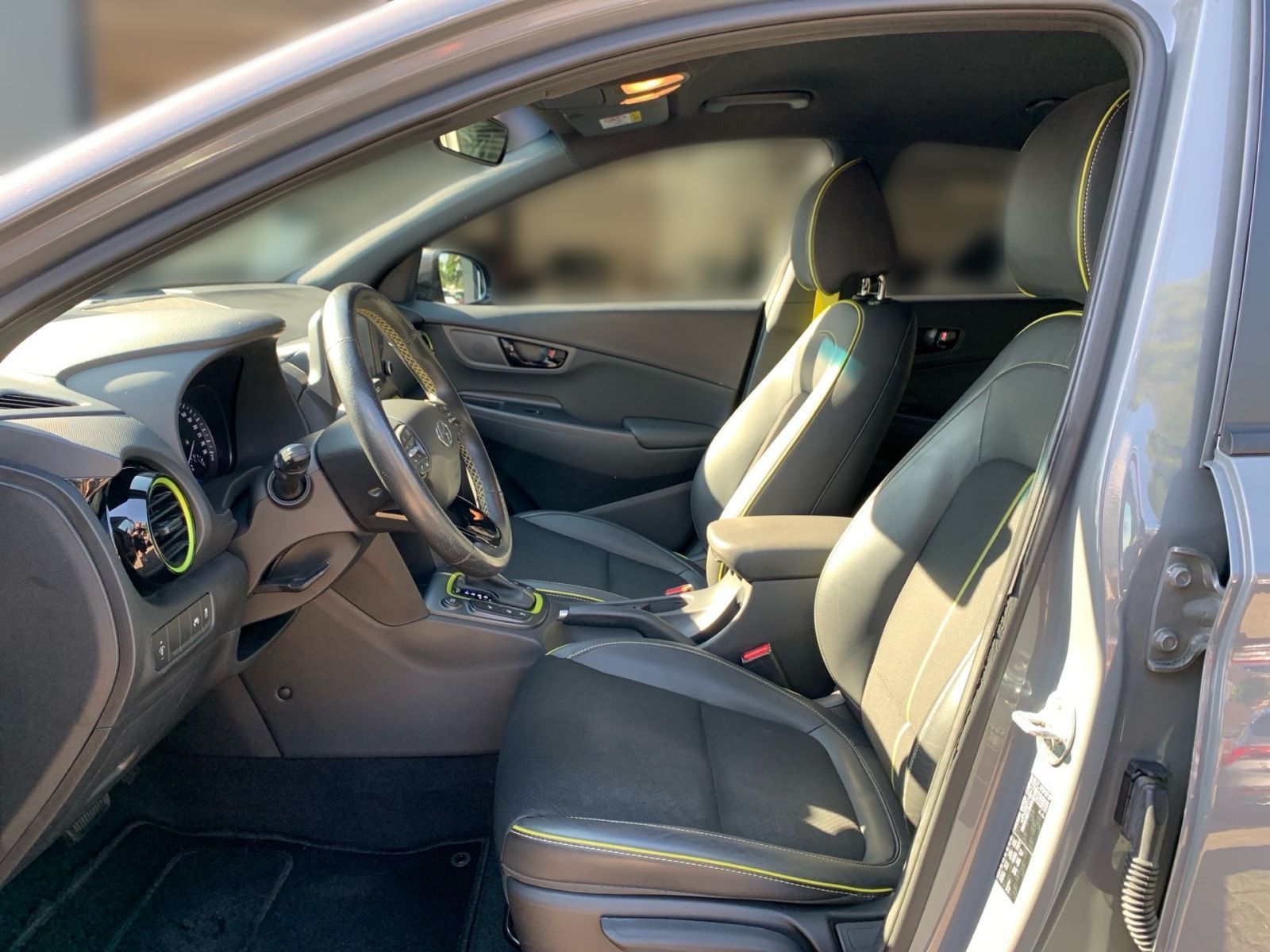 Fahrzeugabbildung Hyundai Kona 1.6 T-GDI Style 4WD Automatik Navi LED