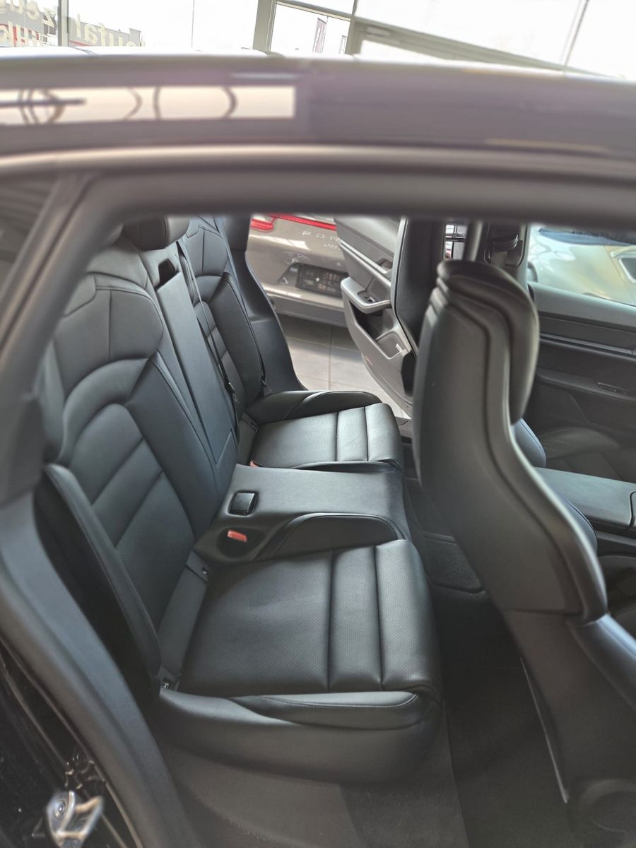 Fahrzeugabbildung Porsche Taycan/Bose/20 Zoll Aero-Rad/Matrix/SOH 91%