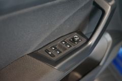 VW T-Roc 2.0 TDI Active | Navi | App | ACC | AHK VW T-Roc 2.0 TDI Active | Navi | App | ACC | AHK