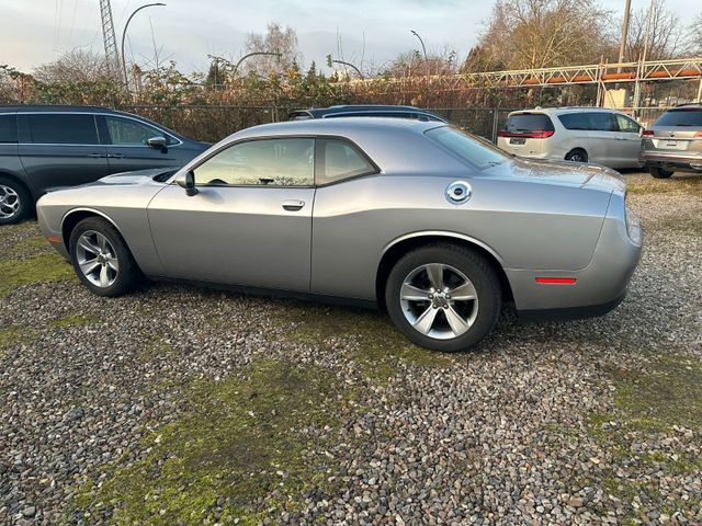 Dodge Challenger SXT 3,6 2015 unfallfrei Leder Top
