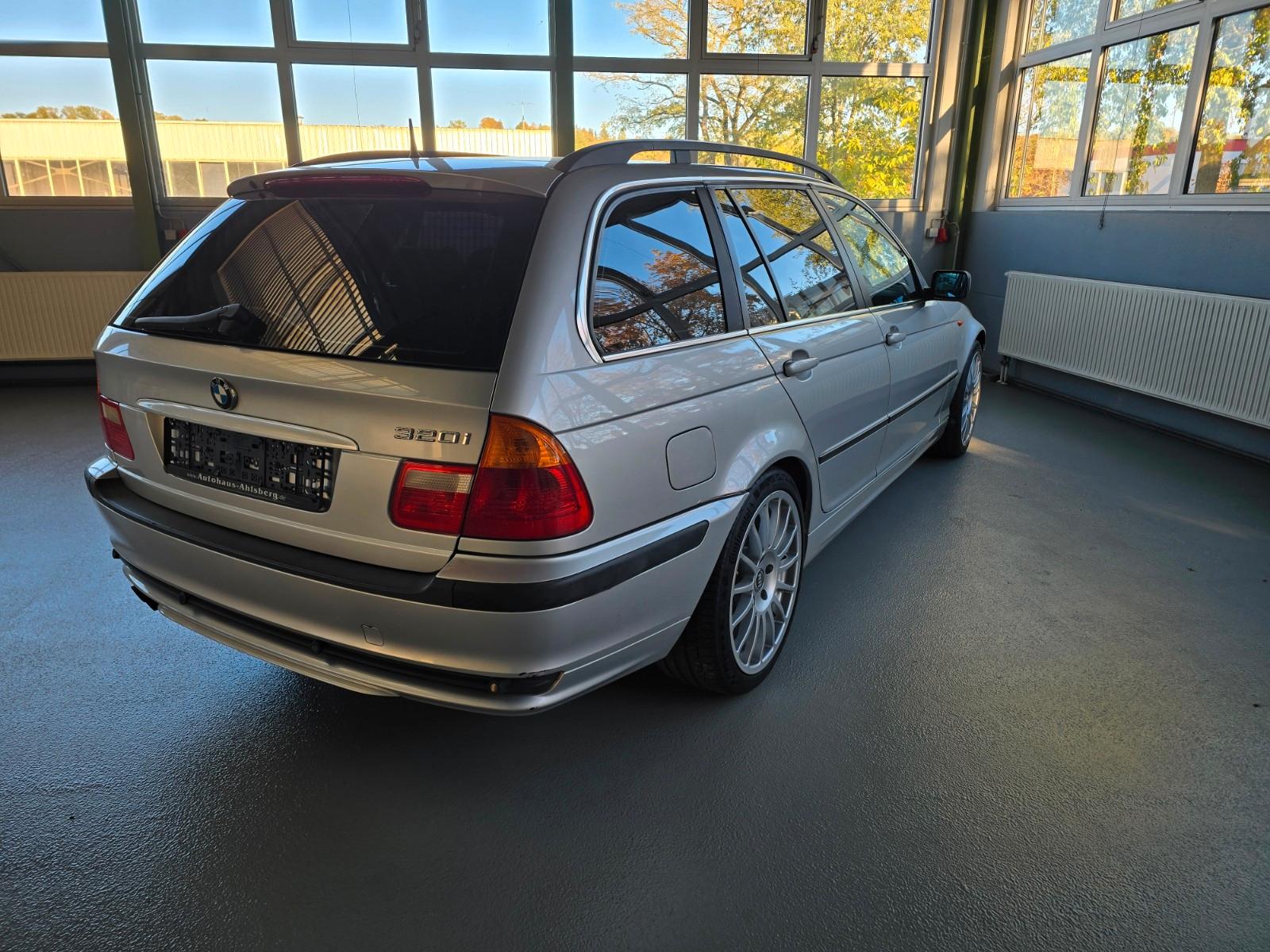 BMW 320 2004 — photo 8