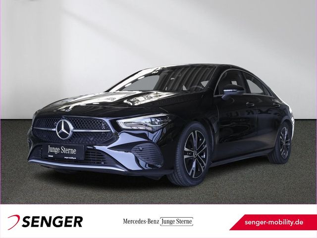 MERCEDES-BENZ CLA 200 Advanced Rückfahrkamera Navi-Premium LED