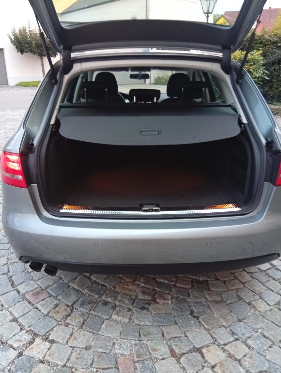 Audi A4 2011 — photo 6