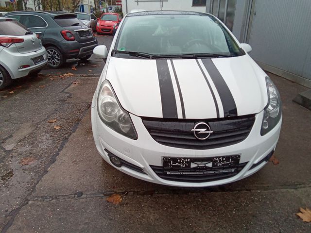 Opel Corsa D Color Edition