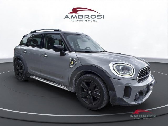 MINI Countryman Cooper 1.5 Cooper SE ALL4 Automa imagem 2