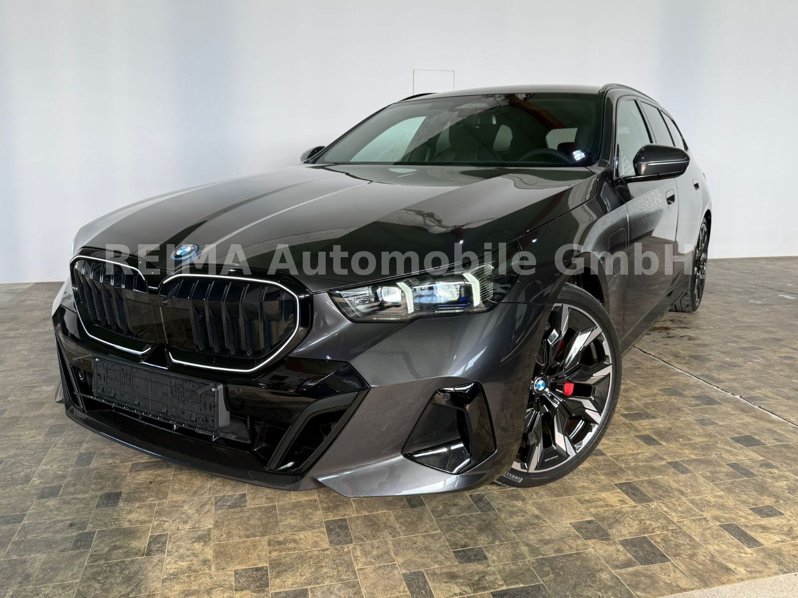 Fahrzeugabbildung BMW 530 e Touring xDrive M Sportpaket Pro,Pano, 21"