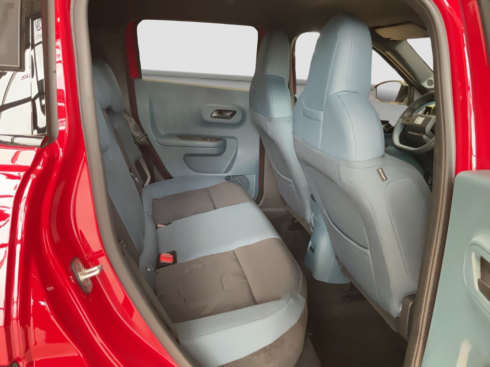 Fahrzeugabbildung Fiat Grande Panda 1.2 Hybrid eDCT Icon