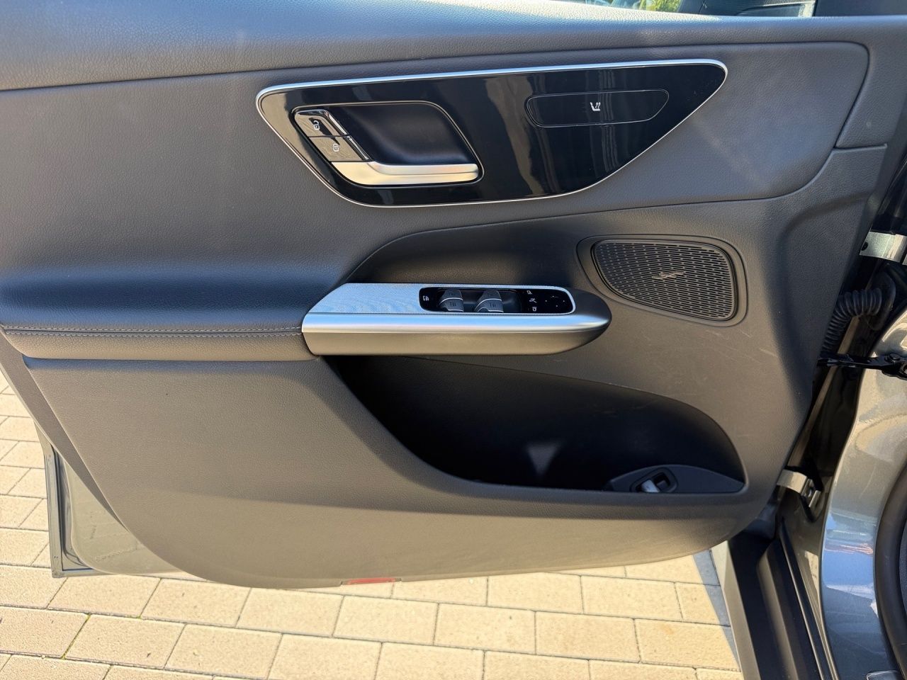 Fahrzeugabbildung Mercedes-Benz GLC 300 de 4M AVANTGARDE+AHK+DISTR+360+PRESAFE++