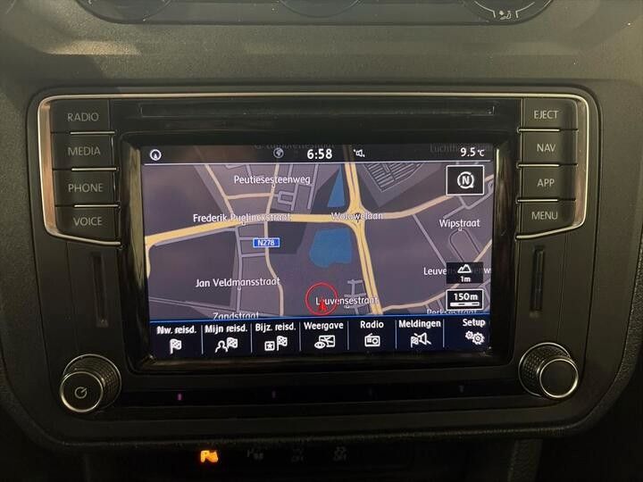 Fahrzeugabbildung Volkswagen Caddy Maxi TRENDLINE TDI NAVI GRA 5-SITZE