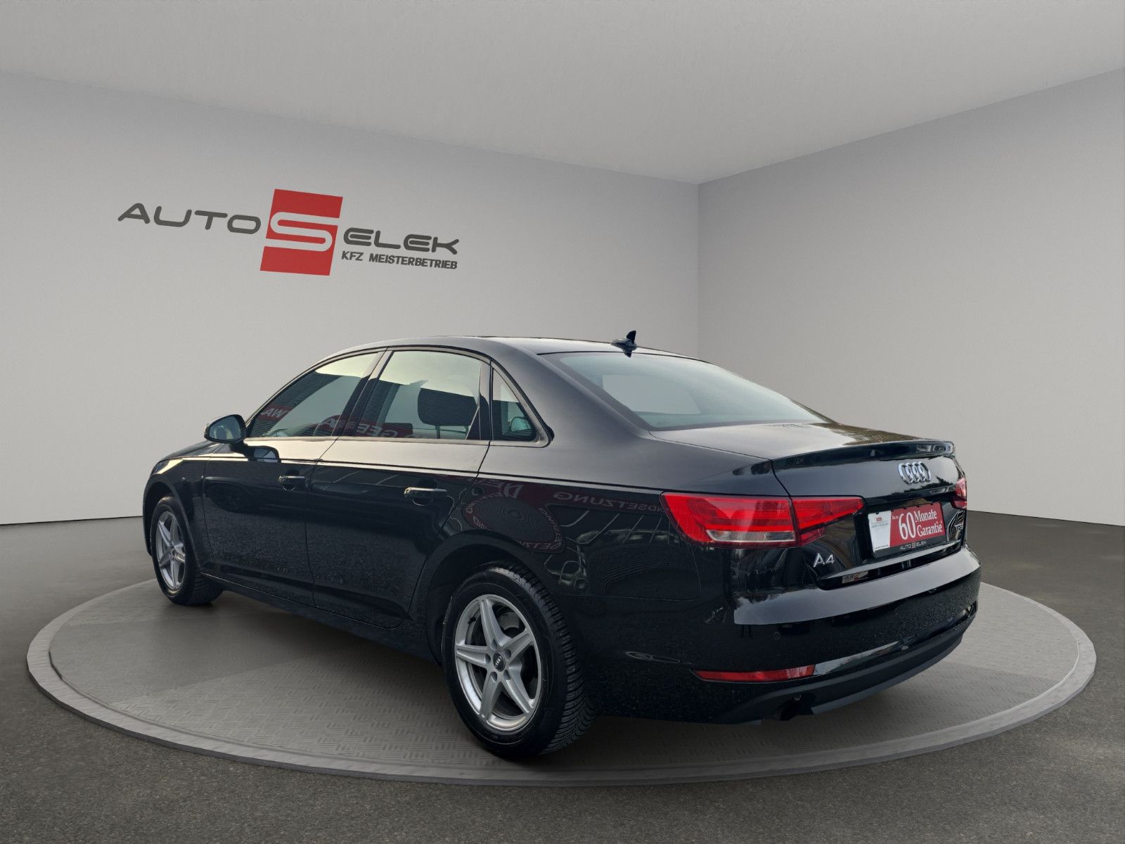 Fahrzeugabbildung Audi A4 Lim. basis/Bi-Xenon/Navi/SHZ/PDC