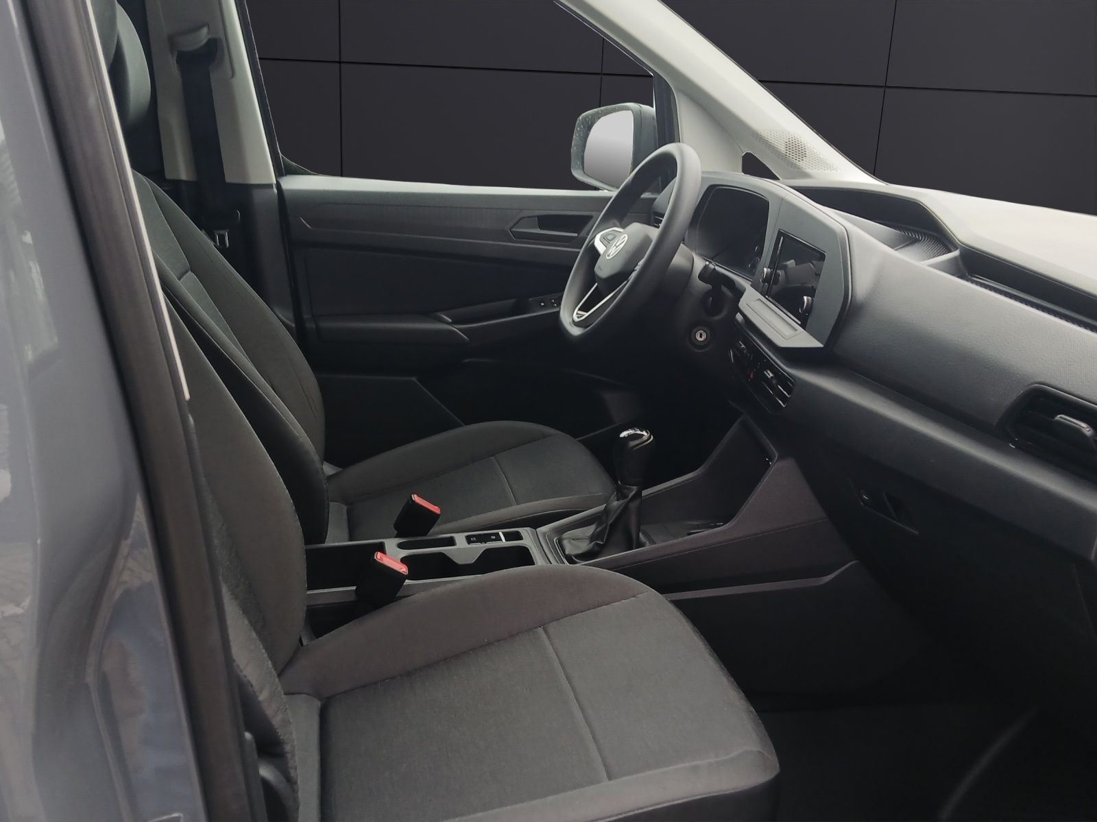 Fahrzeugabbildung Volkswagen Caddy Kasten TSI Basis AHK Klima RFK SH