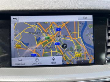 Opel Insignia - 10