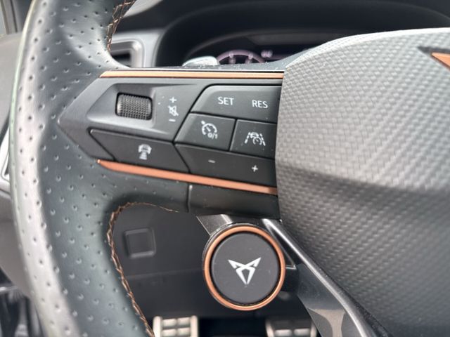 Ateca 2.0 TSI DSG 4D Navi/LED/DAB/Kamera/PDC/ACC
