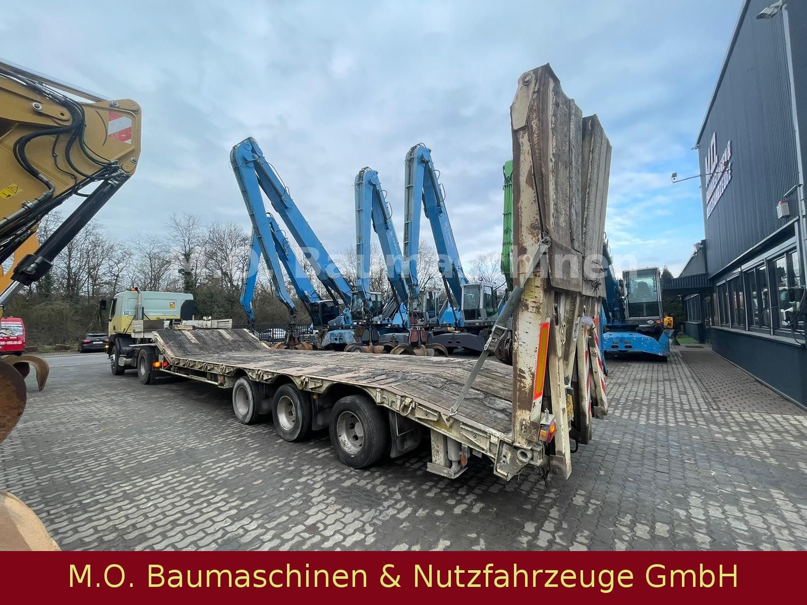 Fahrzeugabbildung Andere ACTM S38315CHC/ hydr. Rampen / Luftgefedert/34t
