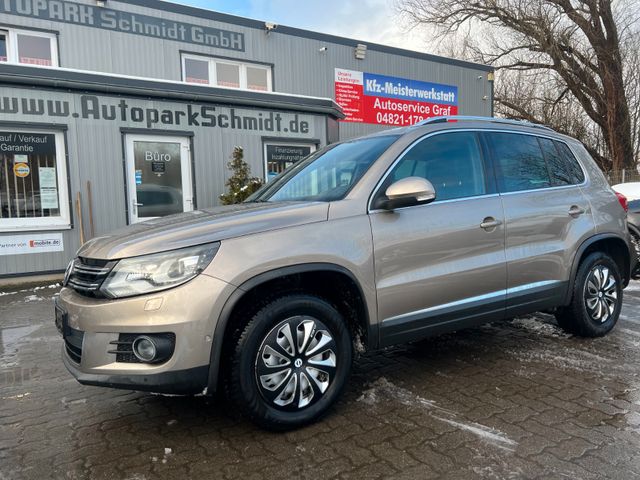 Volkswagen Tiguan Sport & Style BMT LEDER°XENON°KAMERA°PANO