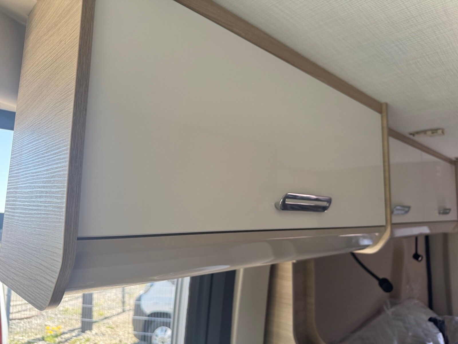 Fahrzeugabbildung Forster Vantasy 541 HB 140 PS mit Pop-Up Dach
