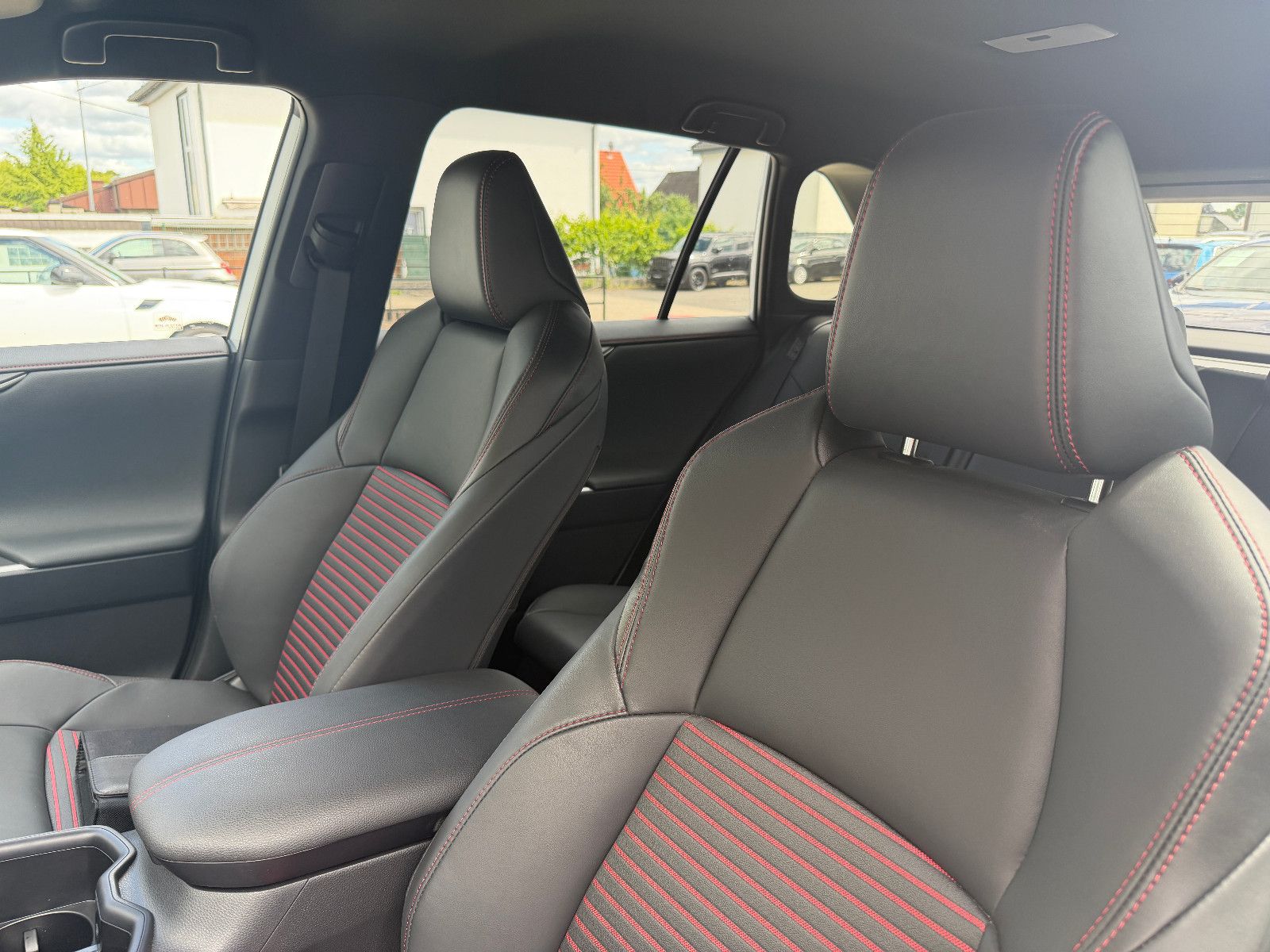 Fahrzeugabbildung Suzuki Across 2.5 Plug-In Hybrid Comfort+ E-Four/ACC/