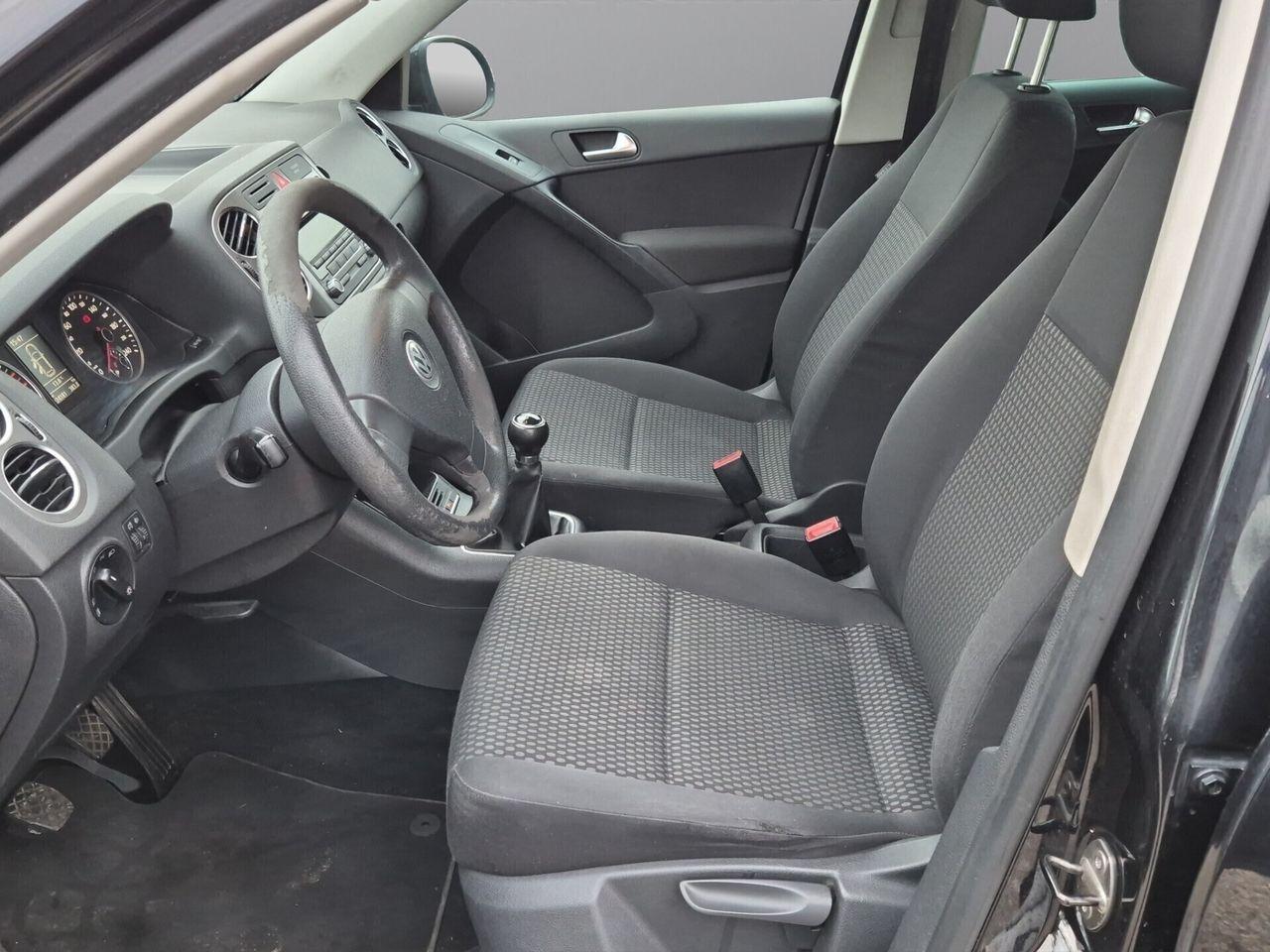 Volkswagen Tiguan 2010 — photo 13