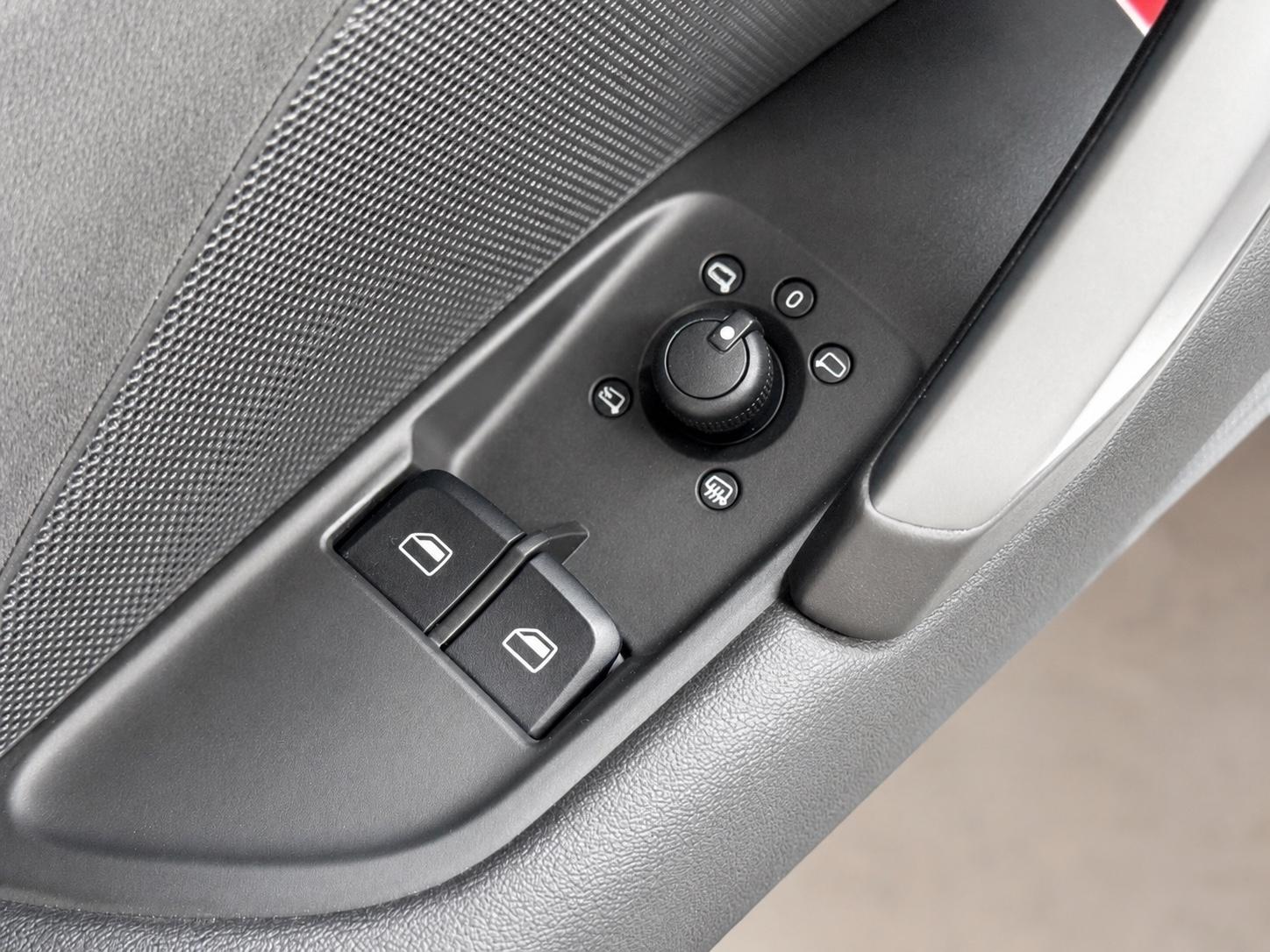 Audi TT Coupe 2.0 | SCHALTER | VIRTUAL | ALCANTARA |