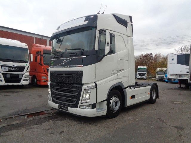 Volvo FH 500, 110t Km mit neuem Motor