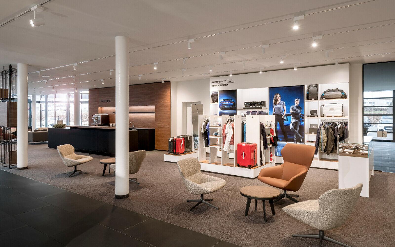 showroom-image-bottom