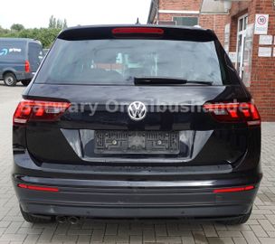 Volkswagen Tiguan - 4