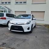Toyota Yaris 1,5-l-VVT-i Hybrid Life - Toyota Yaris aus 2012 mit Hybrid-Antrieb