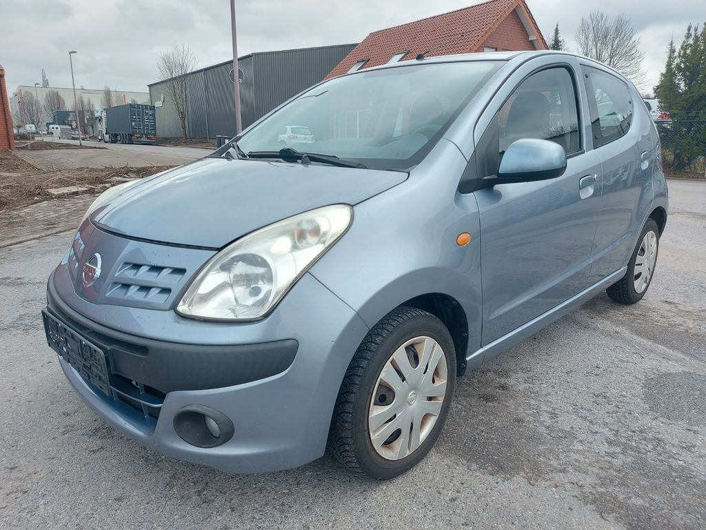 Nissan Pixo