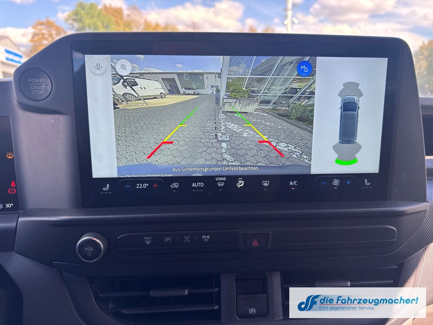 Fahrzeugabbildung Ford Transit Custom Kombi 320 L2 FWD Trend *SEITENSCH