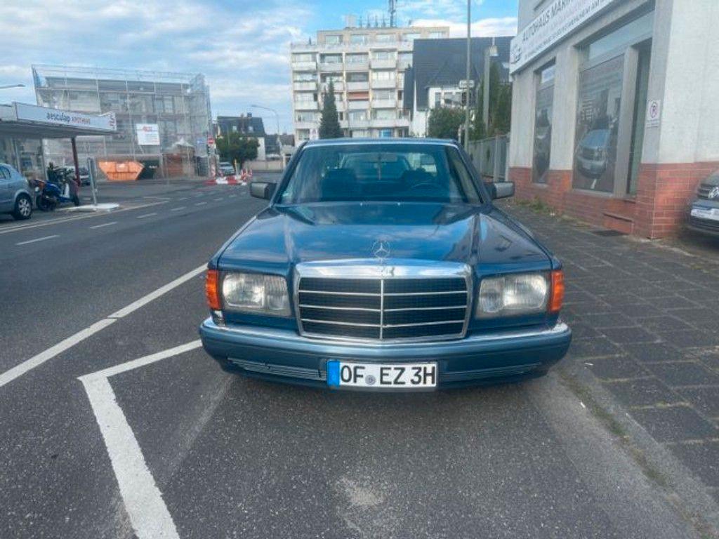 Mercedes-Benz 260