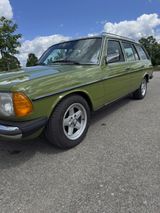 Mercedes-Benz S123 230TE neu Lack AHK 142´KM Aut. 2Hd W123     - Mercedes-Benz 230: Kombi, Te