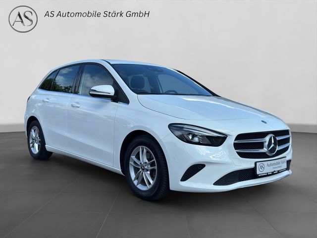 Fahrzeugabbildung Mercedes-Benz B 180 Automatik+LED+Kamera+Navi+AHK+Spur