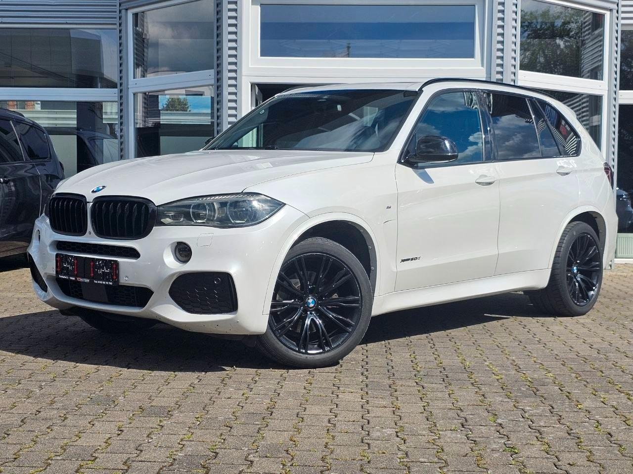 BMW X5 xDrive 40 d M Paket ACC 7 Sitzer LED Pano