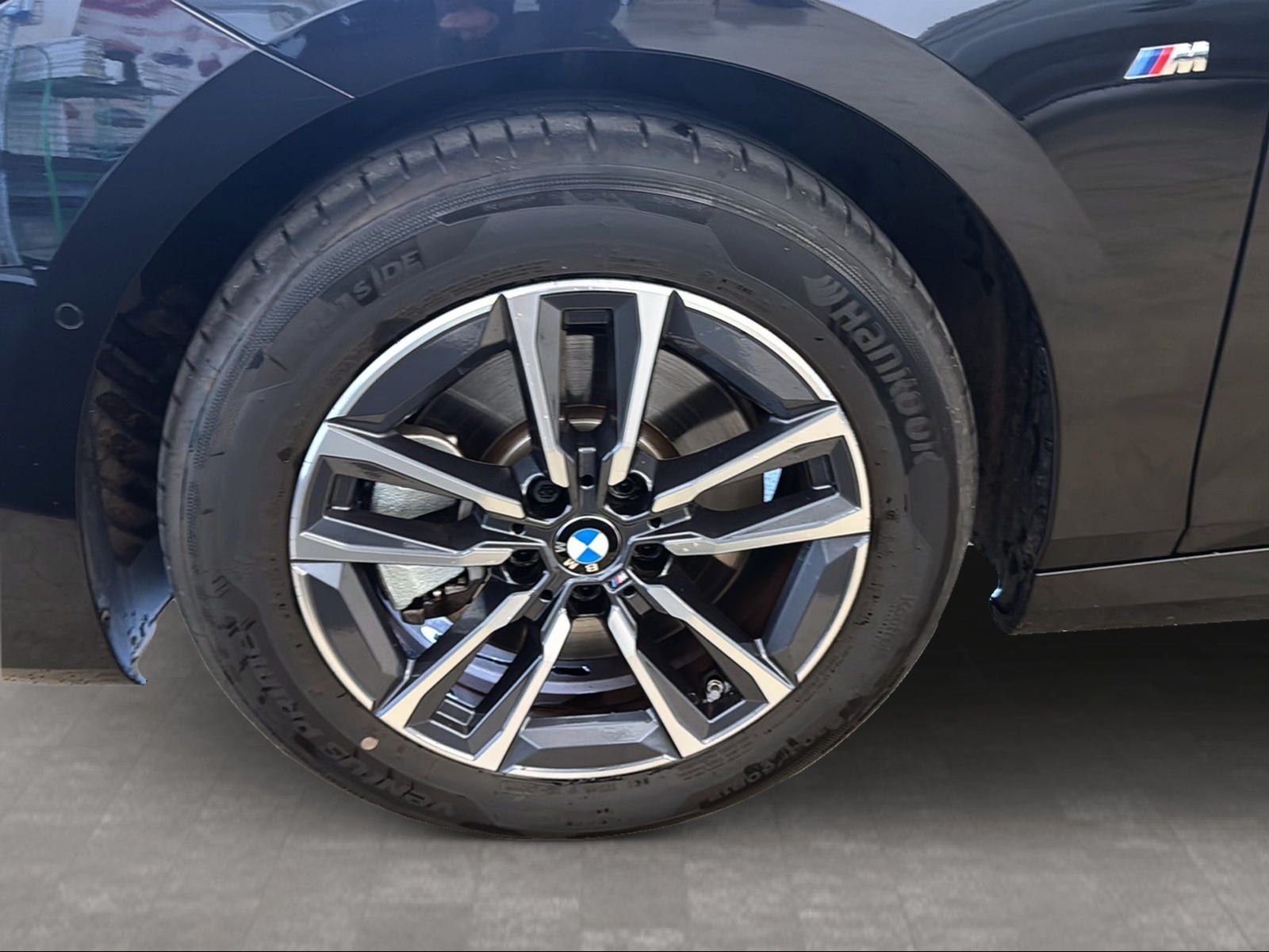 BMW 223 Active Tourer - Bild 13