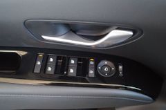 HYUNDAI Tucson 1.6 T-GDI HEV AUT.-NAVI-LED-KAMERA-SHZG-