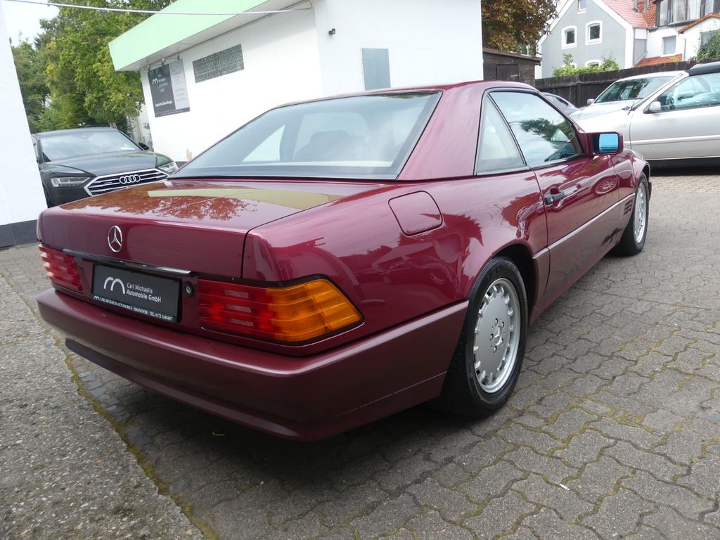 Mercedes-Benz SL 300