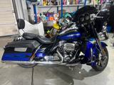 Harley-Davidson CVO ULTRA LIMITED/STREET GLIDE - Harley-Davidson Motorräder in Dortmund