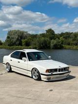 BMW e34 525i M-Technic ab Werk - BMW 525 aus 1992