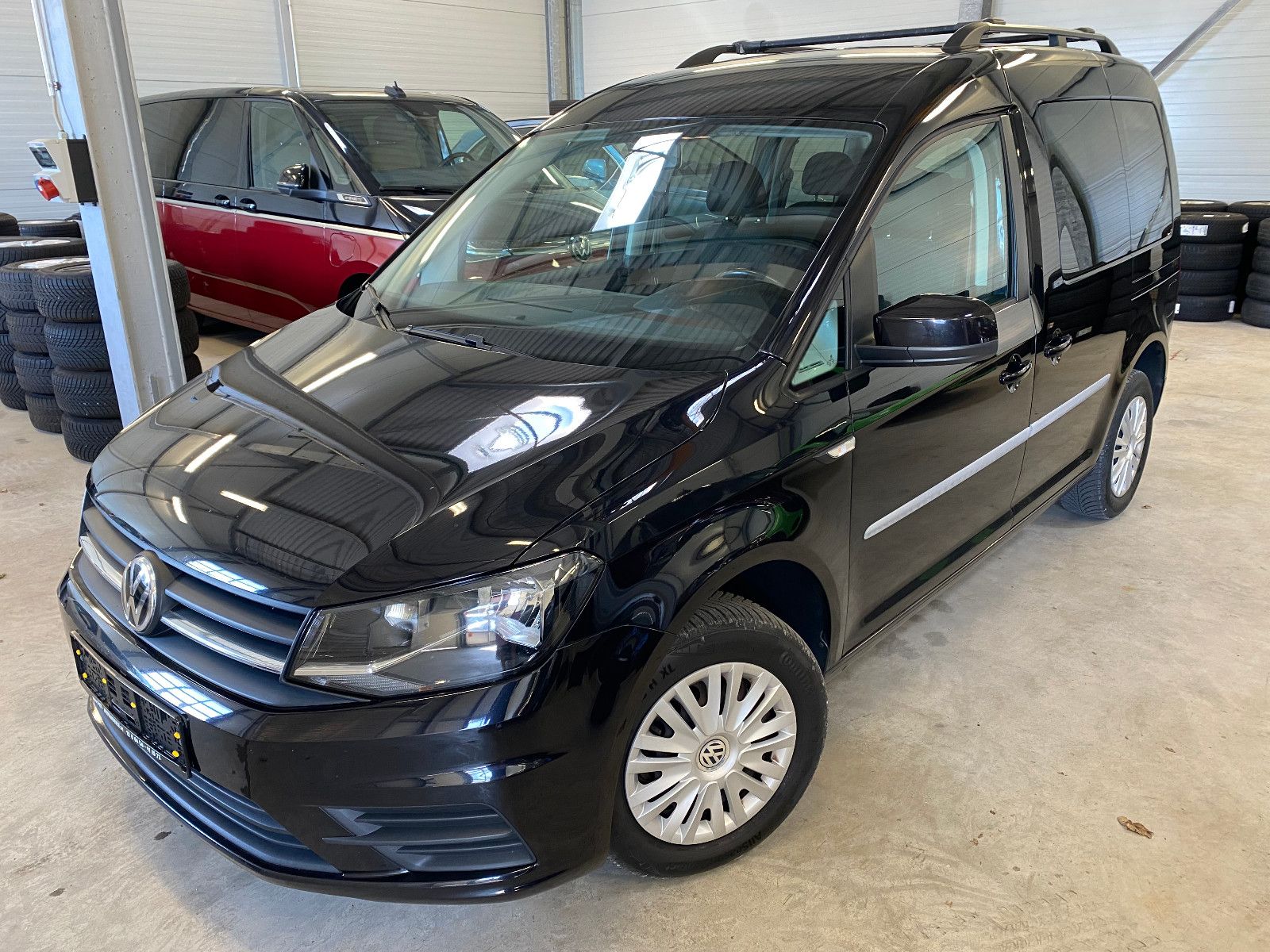 Fahrzeugabbildung Volkswagen Caddy 2.0 TDI Klimaautomatik PDC SHZ Tempomat