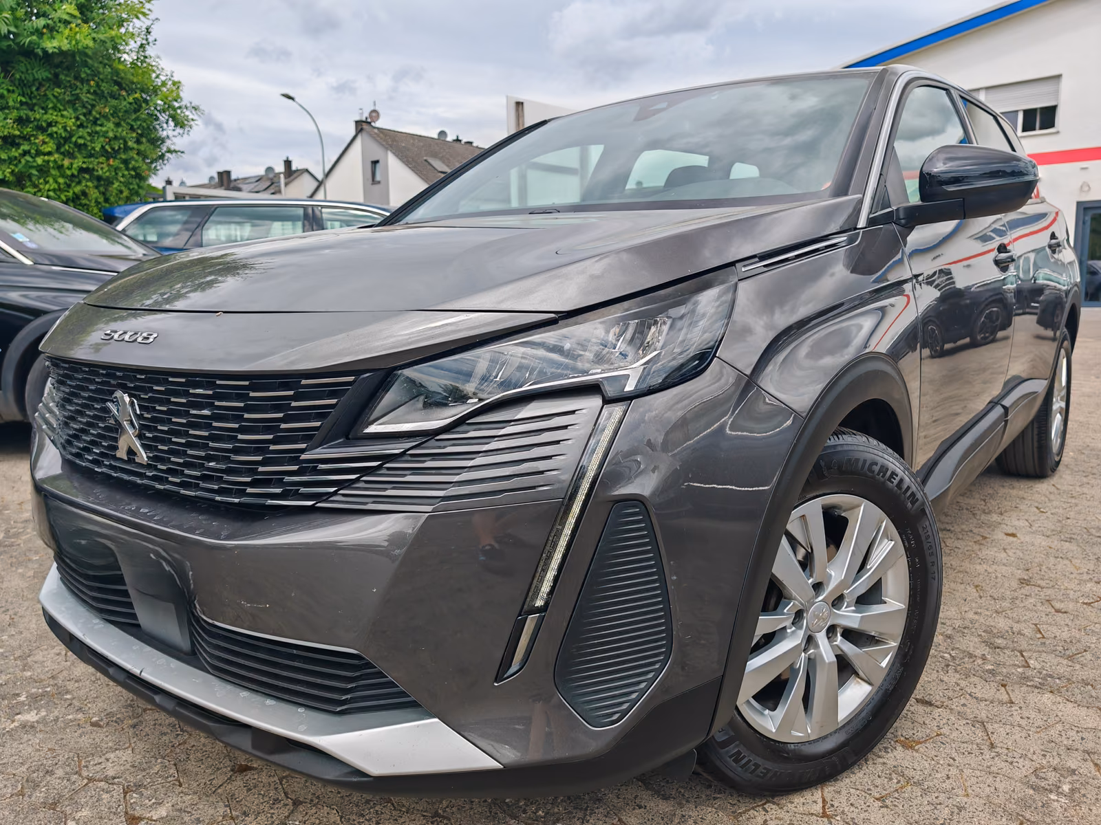 Peugeot 5008