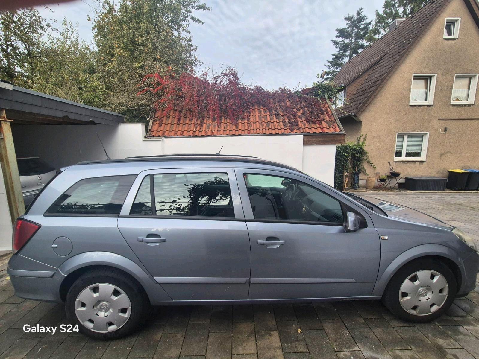 Opel Astra 2005 — photo 8