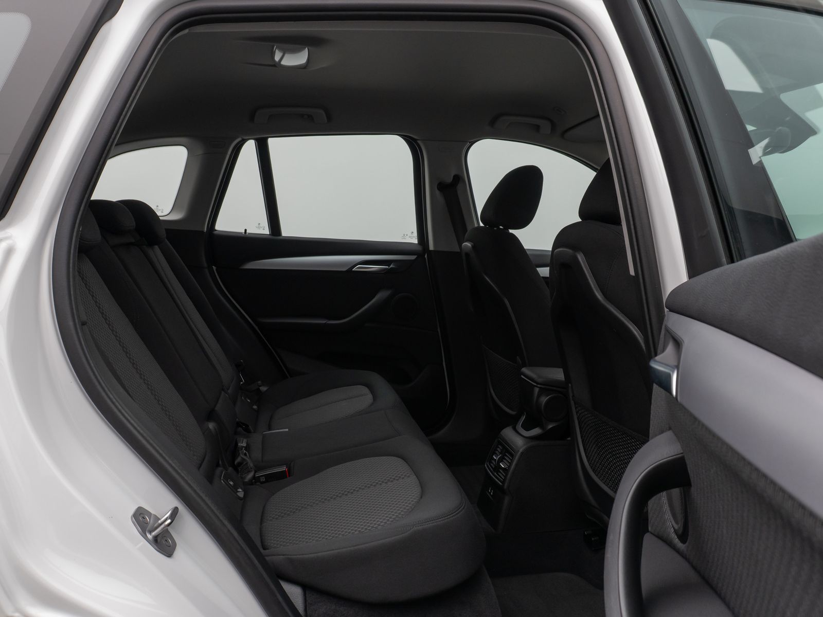 Fahrzeugabbildung BMW X1 xD25e Parkassist DAB AHK Geschwindigkeitsreg