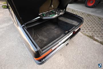 صورة مصغرة 18 لـ 1988 BMW M5