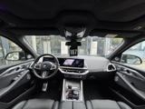 BMW XM 50e 22z Massage Autobahnas Sitzklima B&W AHK - mit Hybrid-Antrieb: Grün, Massagesitze